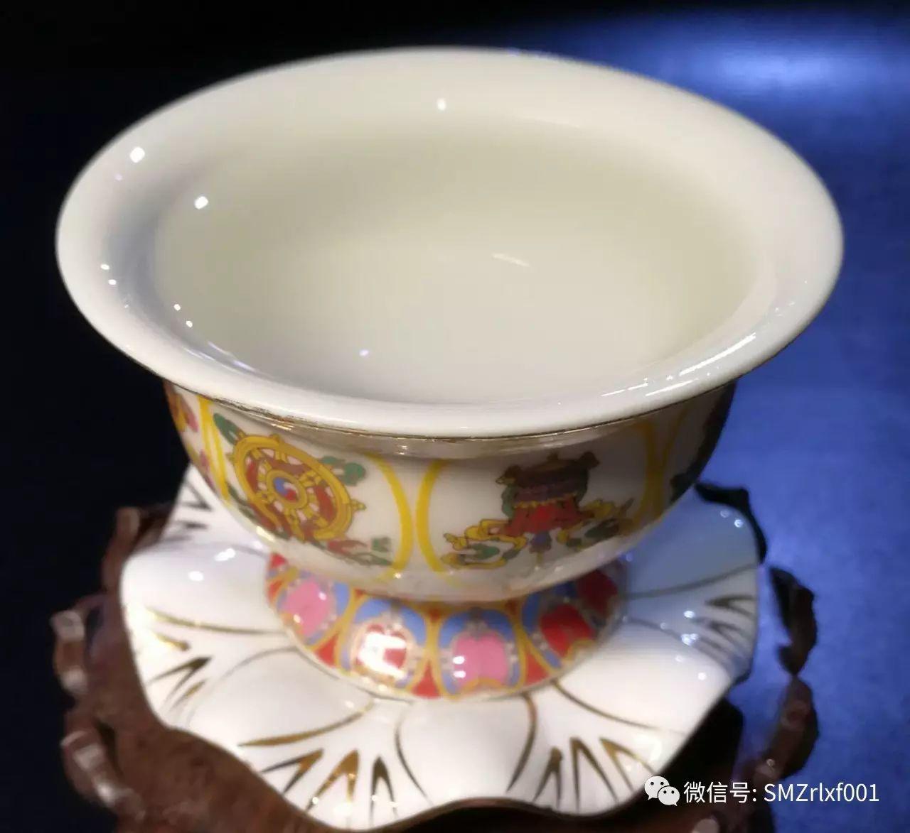 最上乘学佛一百问 36、[ 净水杯里的水可以喝吗？]插图1