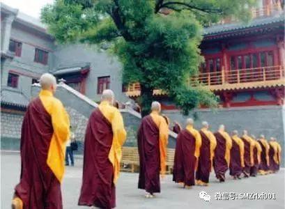最上乘学佛一百问 100、[ 居士到寺庙都有哪些规矩？]插图4