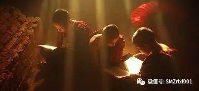 最上乘学佛一百问 92、[ 佛前唱歌、吟诗、诵词、诵经是否也算供佛？]插图7