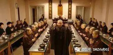最上乘学佛一百问 81、[ 在家居士是否也要像寺庙那样二时临斋供佛？]插图3